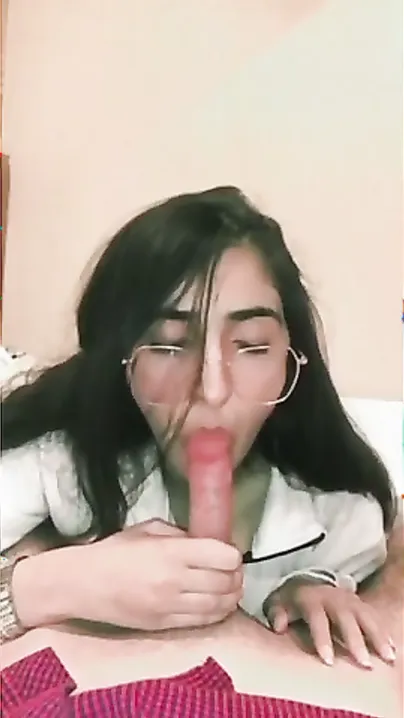 Gori Gf Blowing Cock Then Bouncing Slow On His Thick Desi Lund