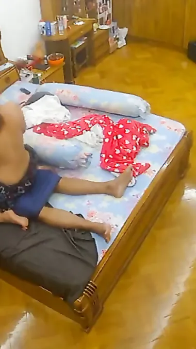 Thirsty Bhabhi Drove Her Lover Mad With Her Juicy Pussy Moves
