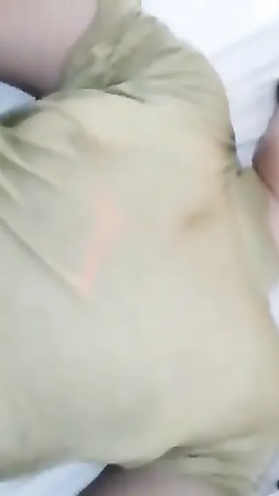 Dard Se Tadpati Chut Mein Pura Lund Ghusa Diya On Wedding Night