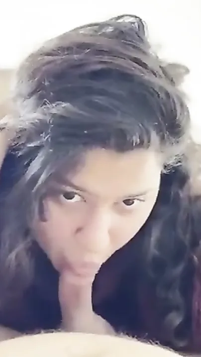 GF Ne Muh Mein Lund Lekar Pura Pani Piya Party Ke Baad