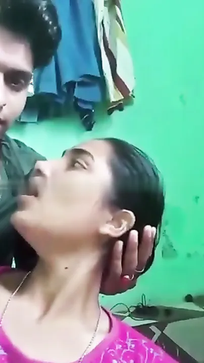 Ladki Ki Siskiyan Nikal Di Missionary Position Mein Bedsheet Par