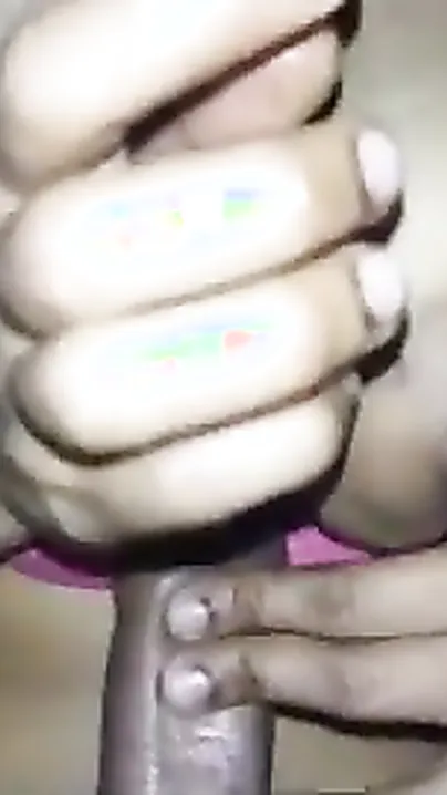 Big bra buddies older Indian aunty sex affair with youthful college lad