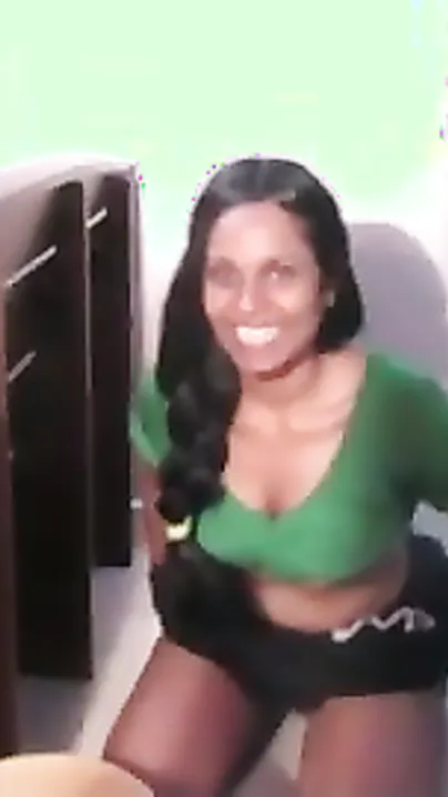 Aged maid aunty will make u cum  Hindi Audio