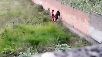 Hidden web camera records desi college gals outdoor sex scandal