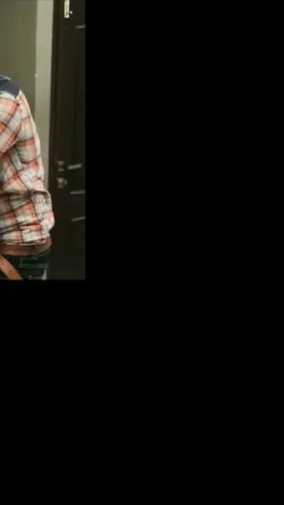 Devar seduces large pantoons bhabhi in saree in bedroom!