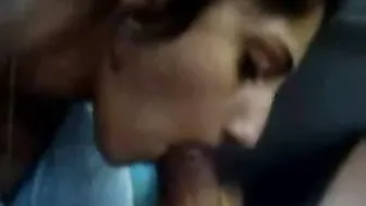 Hawt Indian IT office engineer bhabhi blowjob scandal