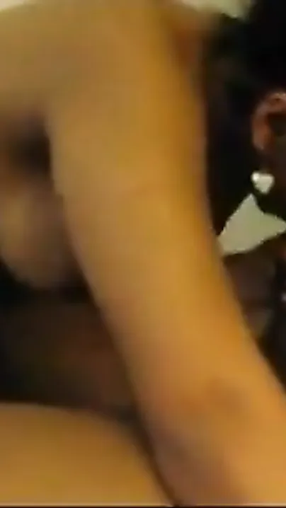 Desi sex movie of Recent Ahmedabad bhabhi sucking wang