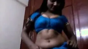 Big Titties Wife Giving Blowjob Knows How To Handle Her Lad