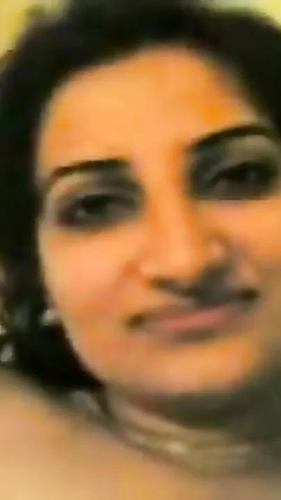 Hawt Jaipur Bhabhi Has Oral-sex Sex With Her Neighbour!