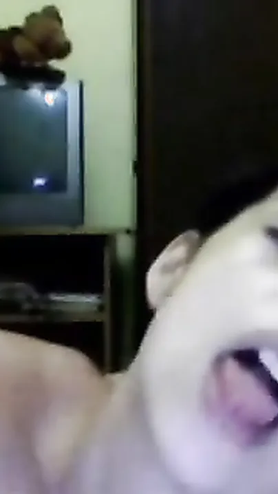 Desi Indian hawt angel fingering mms sex scandal dripped