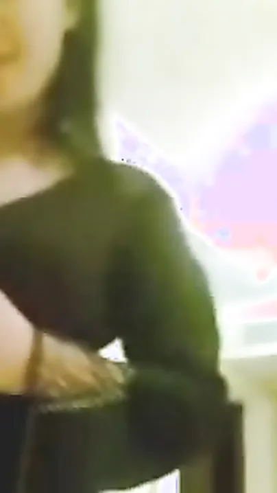 Large scoops horny hawt college girlfriend seduces on livecam