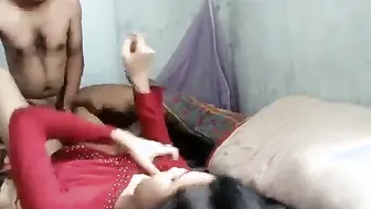 Bed Par Tangein Faila Ke GF Ki Missionary Chudai Bf Ne Kari