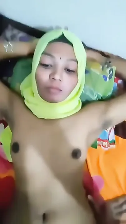 Hijab Wali GF Ki Missionary Position Mein Chudai Bf Ne Kari