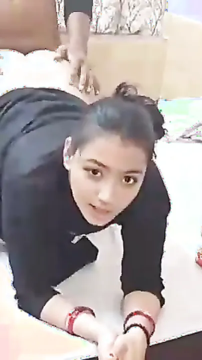 Dewar Ne Bhabhi Ko Plastic Ka Lund Laga Kar Unki Chut Mari