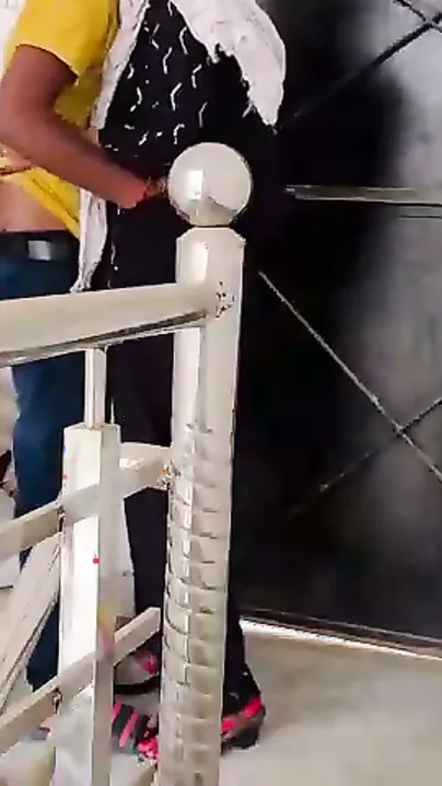 Padosi Bhabhi Came To Gate And Bent Over Right There For Instant Hard Fuck