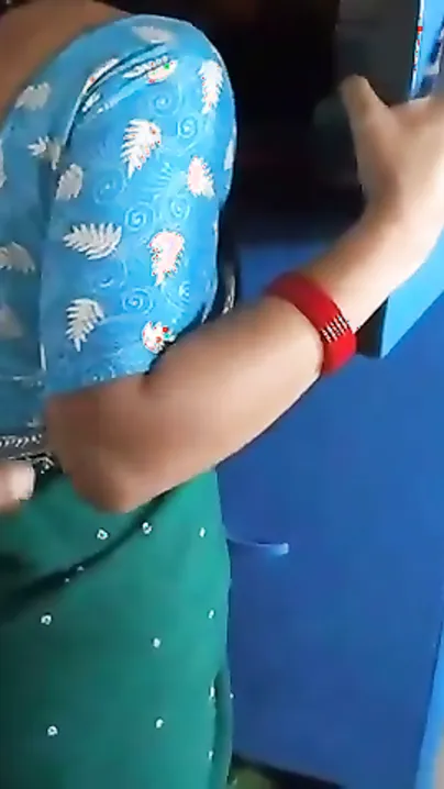 Village Bhabhi’s Saree Ripped Off, Juicy Cunt Slapped Till It Drips
