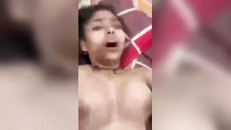 Dost Ke Room Mein Indian Girl Ki Chut Ko Maze Se Chuda Diya