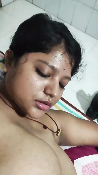 Wife Ki Ek Tang Utha Ke Tite Bur Mein Jabardast Lund Ghusaya