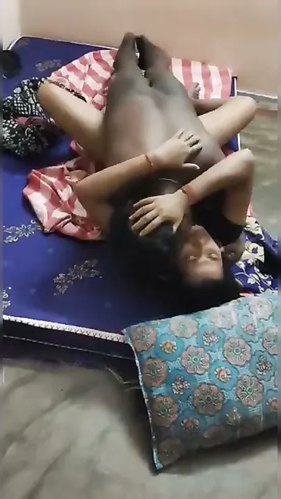 Desi Aunty Slammed On The Floor And Fucked Till She Screamed