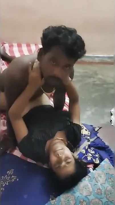 Bhabhi Ko Jameen Par Patak Ke Puri Raat Pel Diya