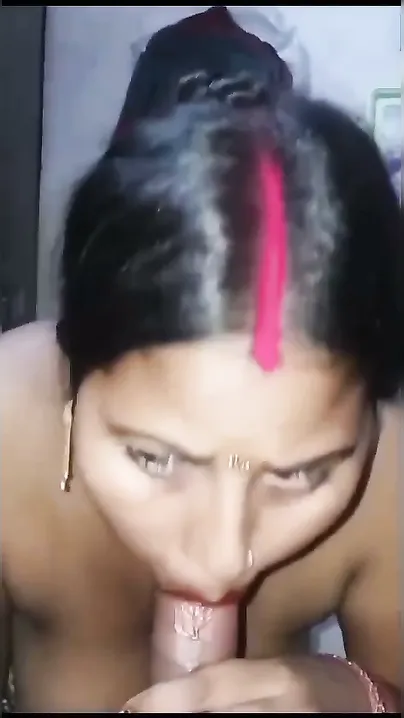 Desi Bhabhi Sucked My Cock After Applying Red Lipstick In The Kitchen