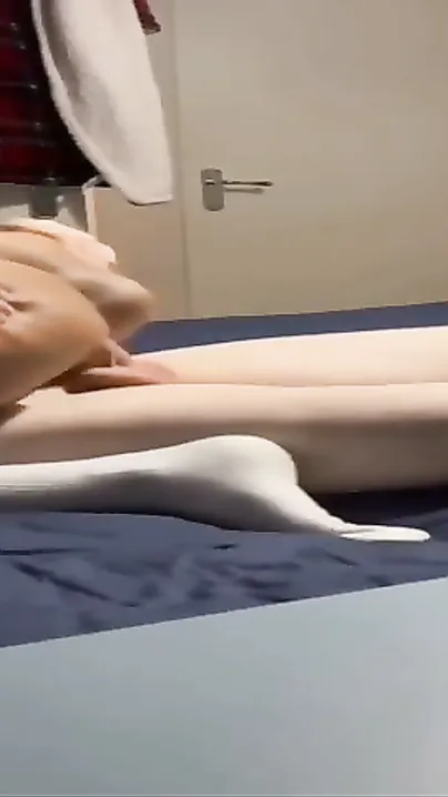 Girls Hostel Mein Ghus Kar Ladki Ke Bur Ki Jordar Chudai Ki