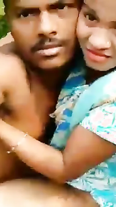Jungle Fuck Session Leaving Desi Girl's Pussy Dripping Wet