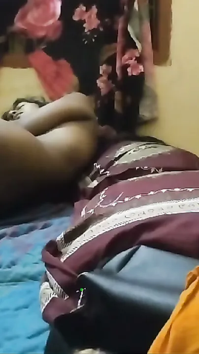 Daytime Village Fuck—Boyfriend Slammed His Girl On Dusty Cot Fast