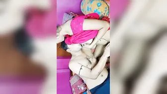 Desi Bhabhi’s Raw Hindi Sex Mms Video Leaked On Whatsapp Groups