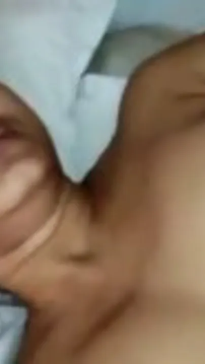 Bagal Ki Ladki Ki Dard Bhari Chudai Raat Ko Jab Sab So Rahe The