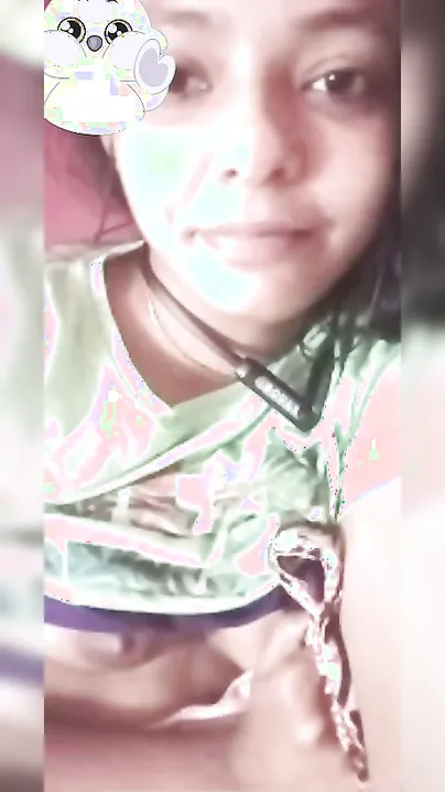 Dehati Ladki Flaunting Her Dripping Wet Cunt In Full Desi Style