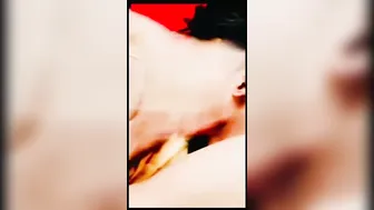 Ladke Ne Apni Gf Ki Chuchi Kash Ke Jor Se Chus Raha Tha