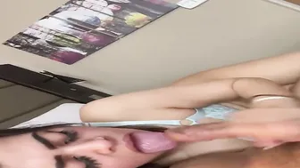 Dost Ki Gf Ne 30 Min Tak Blowjob Diya Aur Maal Chehre Pe Phaila Diya