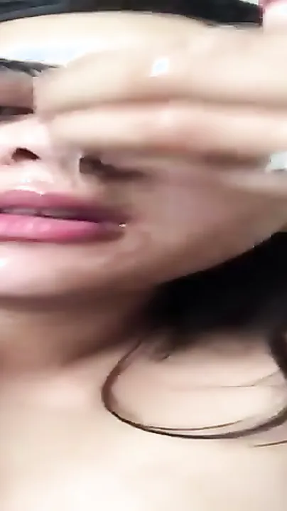 Dost Ki Gf Ne 30 Min Tak Blowjob Diya Aur Maal Chehre Pe Phaila Diya
