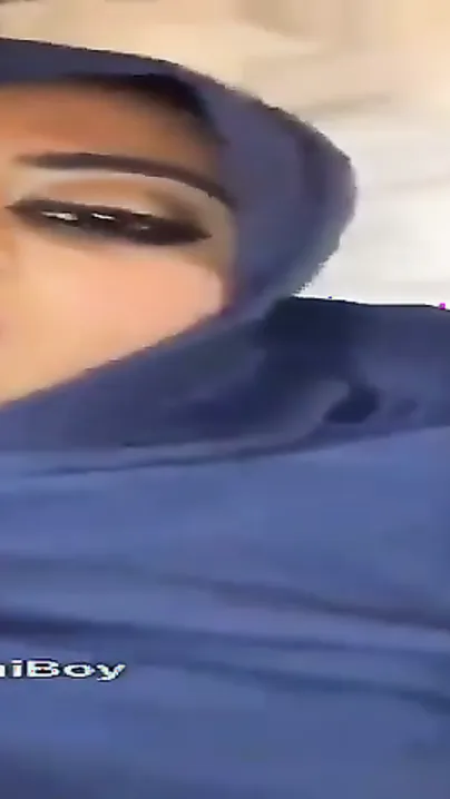 Muslim Wife Ko Cheating Pakadkar Husband Ne Maara Aur Choda