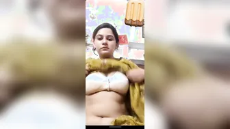 Desi Girl Fingered Her Own Bur Slow To Calm That Burning Bechaine Down