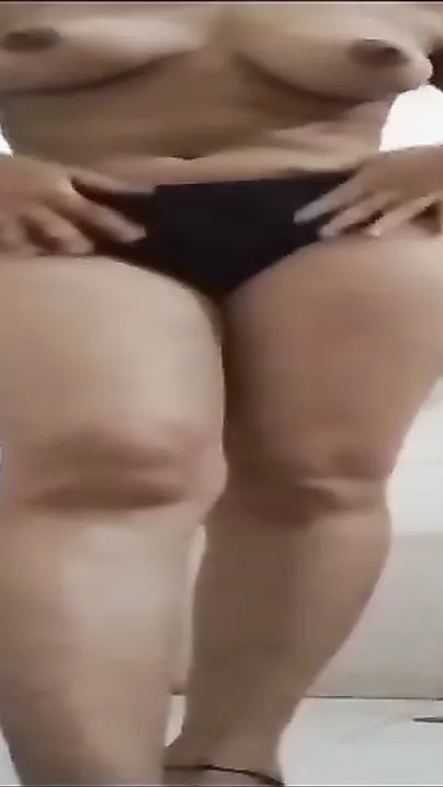 Hostel Girl Showed Off Round Chuchi And Juicy Bur In Bathroom Mirror