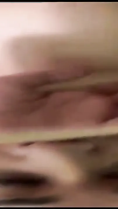 Ghar La Kar Sexy GF Ka Kapda Phaad Ke Uski Chut Zor Se Chodi