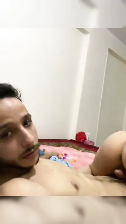 Hindu Ladke Ne Muslim Bhabhi Ko Lund Par Chada Kar Chod Diya
