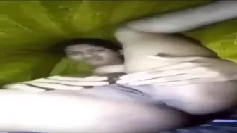 Kapdon Mein Chup Kar Ladki Ne Bur Aur Gand Ka Viral Video Banaya