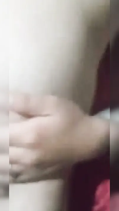 Kashmiri Ladki Ki Gulabi Bur Mein Chudai Karke Khush Kiya