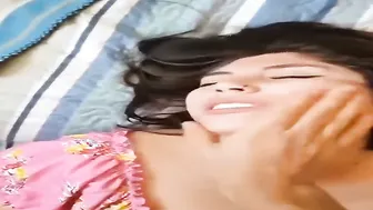 Chashme Wali GF Ko Bahut Der Tak Land Chusaya Phir Maal Uske Muh Par Gira Diya