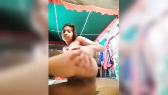 Country Girl Peeled Off Clothes, Squeezed Her Big Boobs Then Fingered Her Dripping Pussy