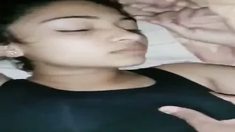 Jija Ne Party Ke Din Sali Ki Bra Mein Haath Daal Kar Chuchi Dabai Aur Phir Chuda