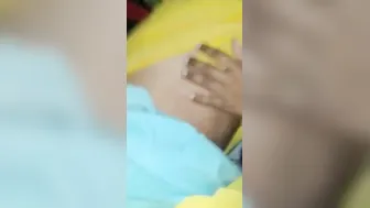 Dehati Bhavi Ki Saree Utha Kar Uske Baal Wale Bur Mein Land Ghusa Kar Choda