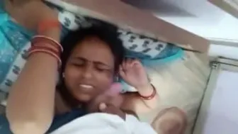 Dehati Bhavi Ko Dewar Ne Jabardasti Uski Bur Ki Chudai Ki Aur Wo Chilati Rahi