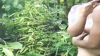 Took My GF Jungle Trekking Then Fucked Her Tight Pussy Deep In The Woods
