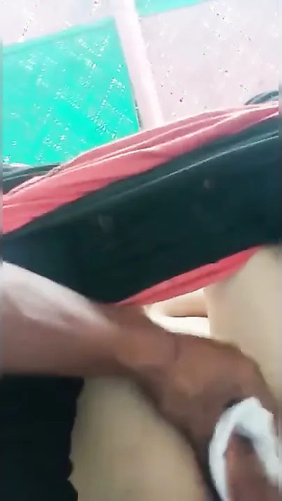 Fucked My Gf In The Car, Fingered Her Pussy Then Nailed Her Till She Passed Out