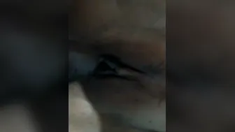 Bhavi Ki Bur Mein Bear Ka Bottle Daal Kar Hilaya Uske Baad Garam Chudai Ki