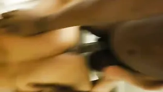 Aunty Ki Doggy Style Mein Chudai Ki Aur Phir Bed Par Sulakar Chumma Diya